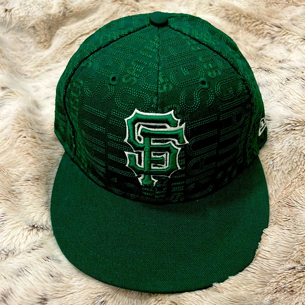 Collectors edition New Era San Francisco Giants hat.